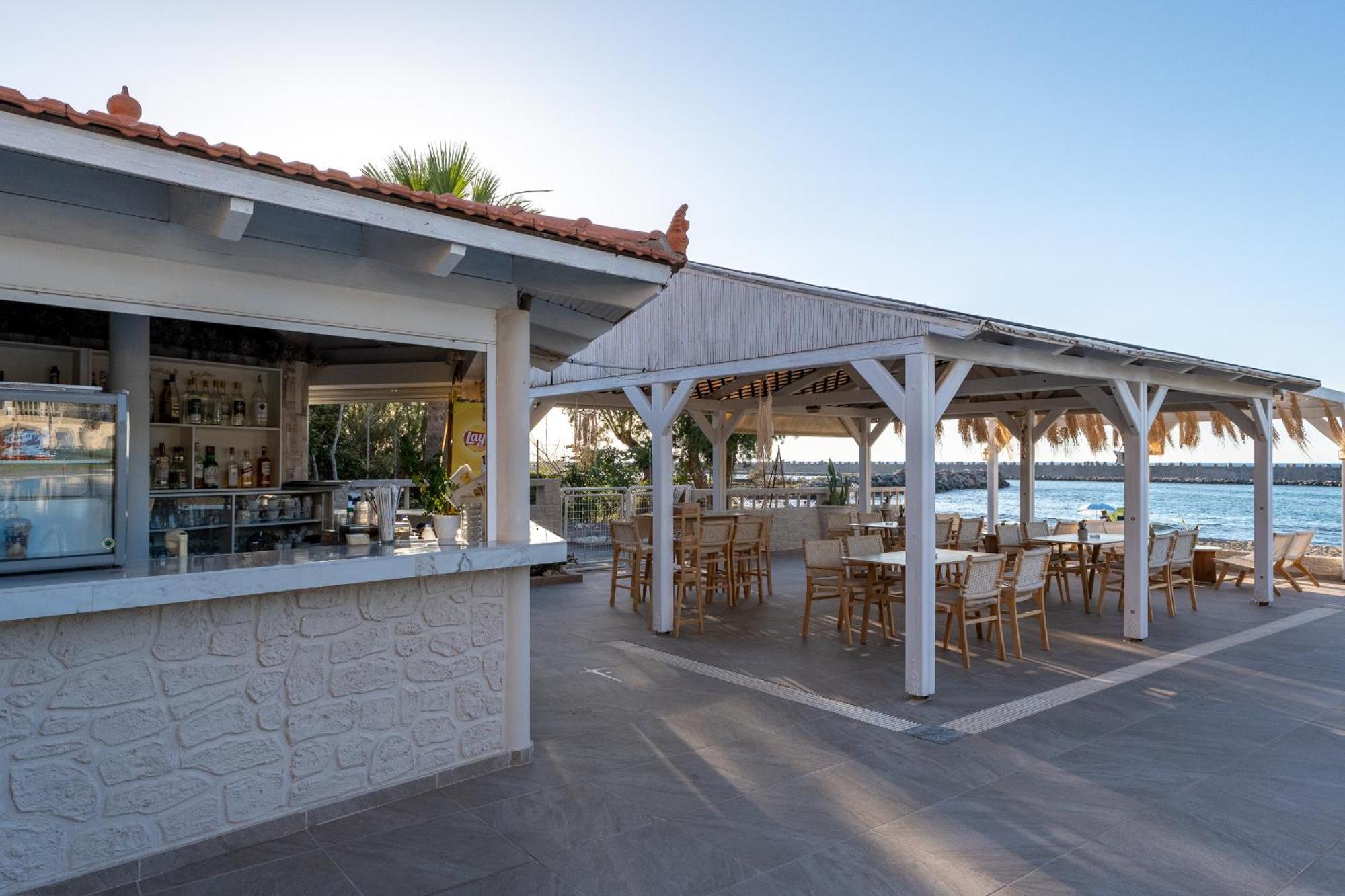 Silver Sun Studios & Apartments Malia  Bagian luar foto