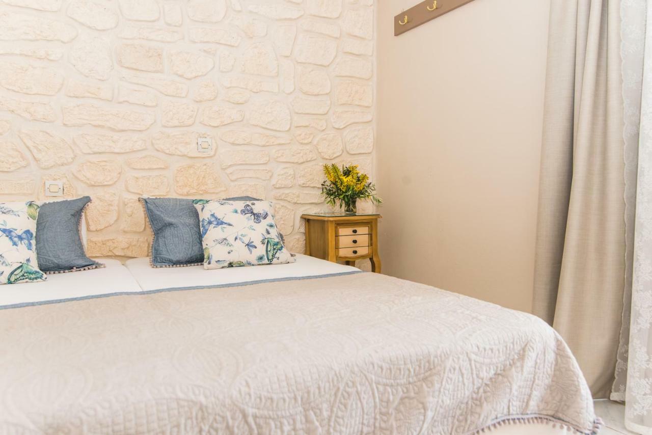 Silver Sun Studios & Apartments Malia  Bagian luar foto